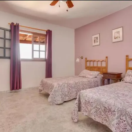Nora